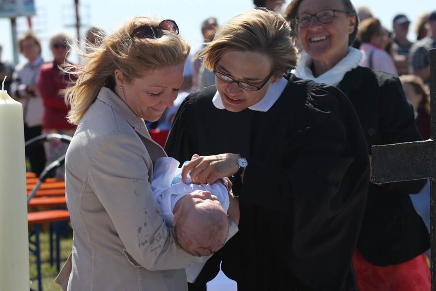 Taufe am Strand in St. Peter-Ording sommerlicher Taufgottesdienst