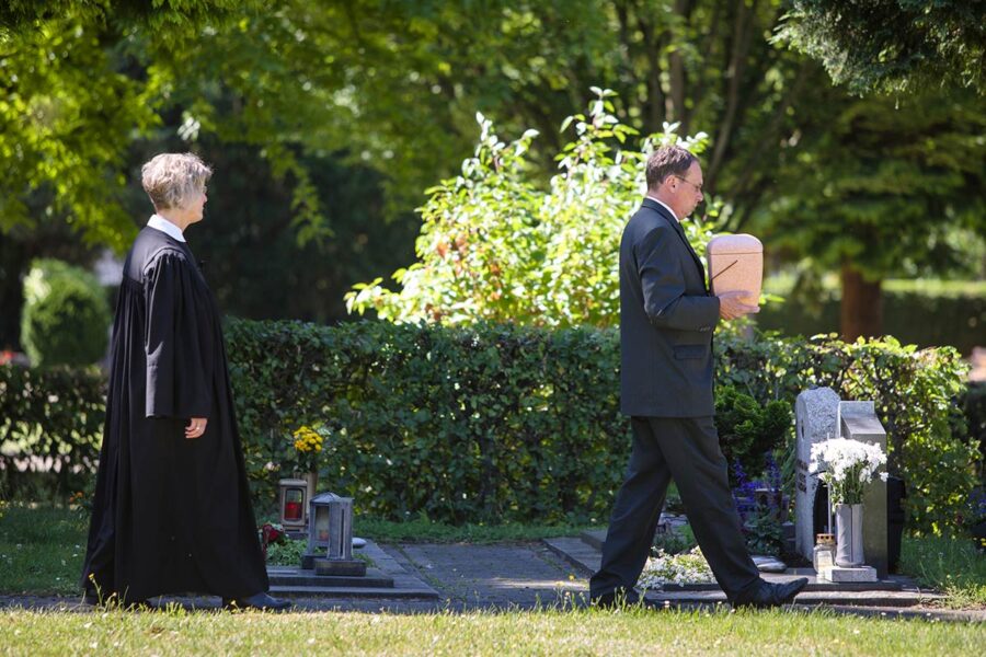 Kirche NF Bestattung FUNDUS 1712