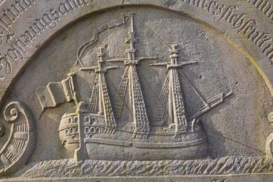 Kirchlich evangelische Beerdigung in Nordfriesland Seebestattung Trauerfeier