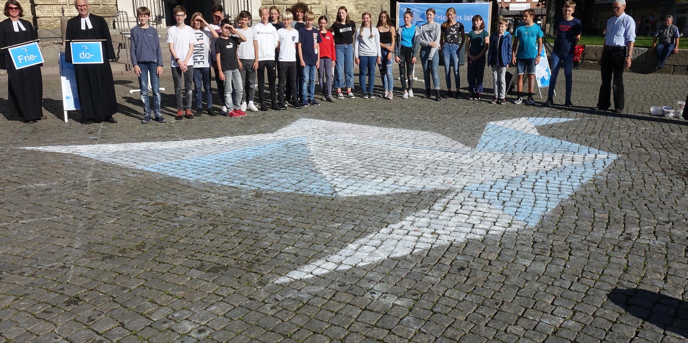 Kirche Nf Dienste Und Werke Friedenstaube Fullwidth