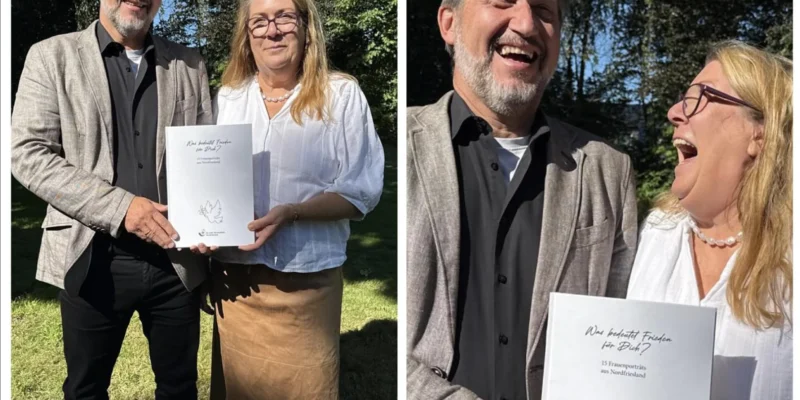 Propst Lenz und Claudia Hansen mit Buch "Was bedeutet Frieden für dich?"
